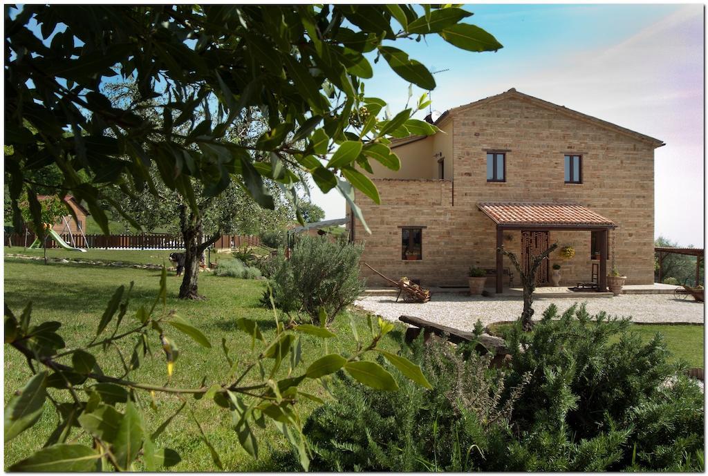 Il Casale Di Aurora Country House Colmurano エクステリア 写真